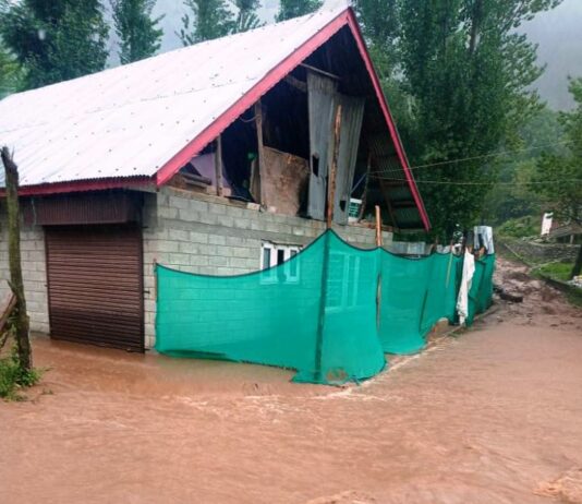 Flash Floods Trigger Panic in Anantnag Village; Students Rescued from School