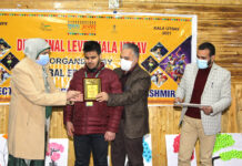 Visually Impaired Student Of DPS Srinagar Secures 1st Rank In Kala Utsav Arts Festival