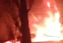 Massive Fire Breaks Out At Jamkash Workshop In Baramulla