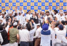 Kejriwal Expels Balwant Mankota from AAP