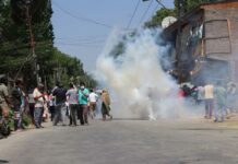 Chadoora Killing: Police Foil Kashmiri Pandits Protest March Towards Srinagar Airport