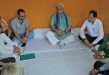 Lt Governor Meets Family Members Of Rajni Bala In Samba