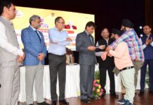 CS, DCs Distribute Appointment Letters To MTS Selected by JKSSB