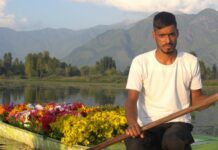 Watch: Kashmir’s Mr Marvellous’, One of Dal Lake’s Residents Made Famous by Flowers