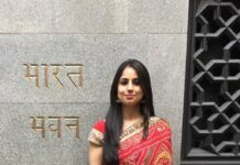 Kashmir Woman Bags Women Of The Future Award