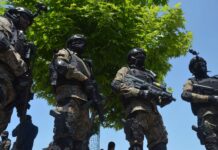 CRPF Flags Off ‘Bharat Darshan’ Study Tour For 20 Kashmiri Youths