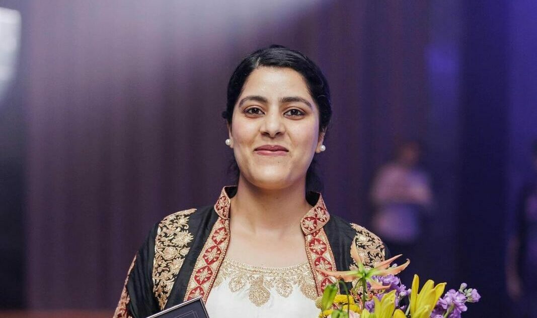 Kashmiri Journalist Safina Nabi's Award Cancelled, Jury Refuses to Attend Event in Protest - Vimarsana News