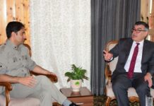 US Delegation Meets Srinagar Mayor, Explores Investment Prospects