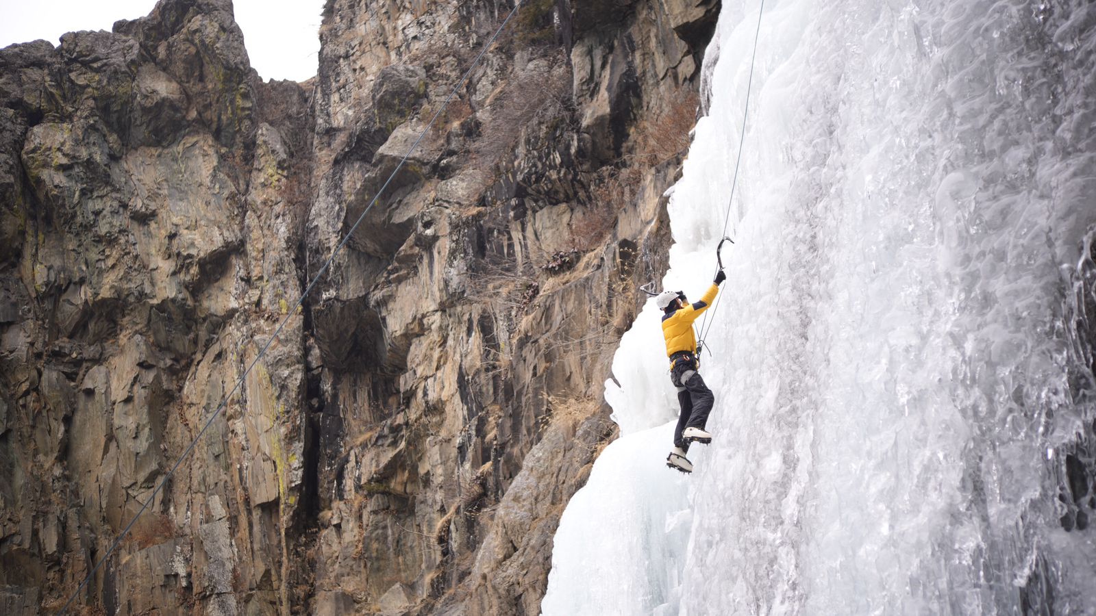 Reviving the Thrill of Ice Climbing in Kashmir