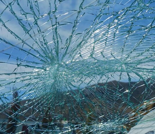 Minor Injured in Hit-and-Run Incident in South Kashmir Accident representative picture
