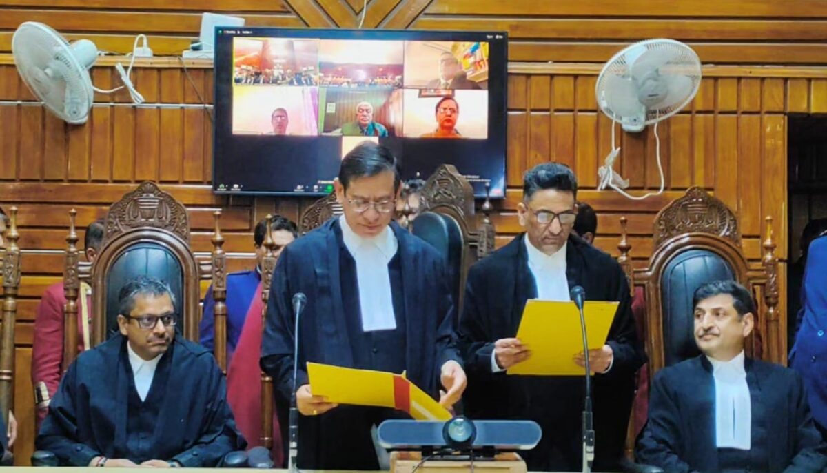 Chief Justice-25