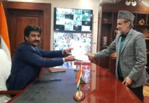 Mian Altaf Files Nomination From Anantnag-Rajouri LS seat National Conference leader Mian Altaf Ahmad on Thursday filed nomination papers for the Anantnag-Rajouri Lok Sabha seat as the candidate of the opposition INDIA bloc.