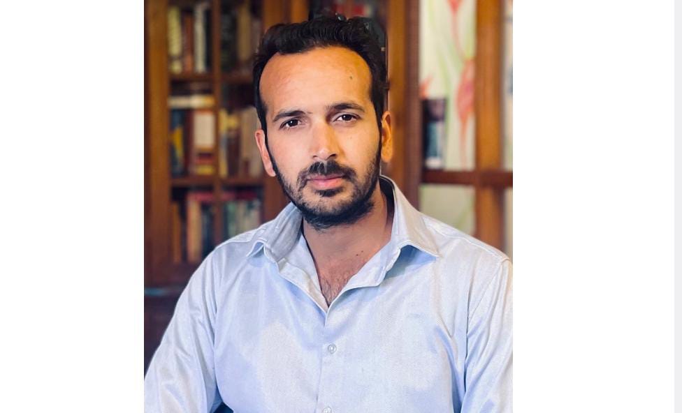 Danish Zahoor, a resident of Srinagar's Soura area, received funding of INR 1.3 crores to pursue his research in Migration Studies at the University of Leeds Business School, England.