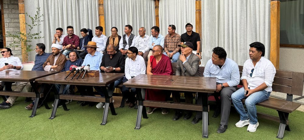 Leh-Apex-Boby-Kargil-Democratic-Alliance-Jointly-Meet-Hopeful-for-Resumption-of-Talks-on-Four-Point-Agenda