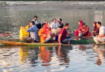 Ganesh Chaturthi Celebrations Conclude with Grand Processions in Kashmir Ganesh-Chaturthi-Celebrations-Conclude-with-Grand-Processions-
