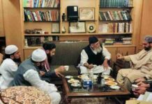 Deoband Chancellor Meets Kashmir Mirwaiz, Discussions on Challenges for Muslim