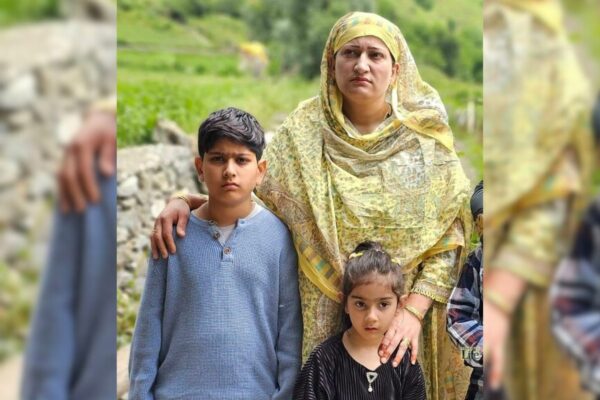 Mother Resting In Graveyard, Three Orphans Will Have to Pick Threads ...