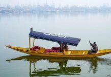 Uber-launches-Shikara-services-in-Kashmirs-Dal-lake-on-December-2