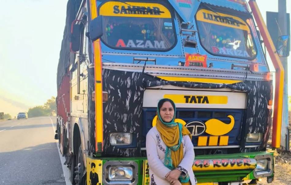 Rabiya-Yaseen-Kashmirs-First-Female-Truck-Driver