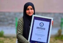 Rutba-Showkat-Makes-250-Paper-Boats-Enters-Guinness-Record