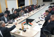 LG-Ladakh-presiding-over-a-meeting-on-Pashmina-production-in-the-desert