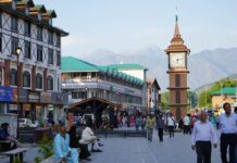CASO in Lalchowk: Police, CRPF Conduct Surprise Hotel Checks