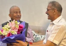 Lieutenant-Governor-Kavinder-Gupta-meets-former-LG-BD-Mishra-in-New-Delhi-