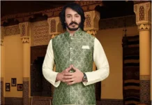 Festive Dressing for Men: How to Pair Your Kurta with a Stylish Bundi