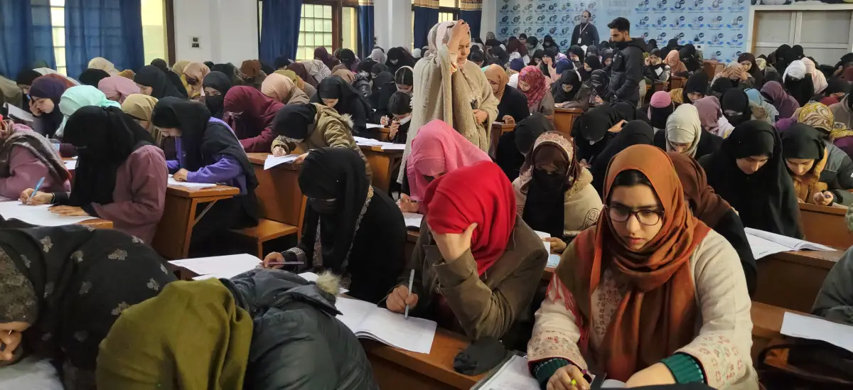 Girl students, Kashmir coaching, examination