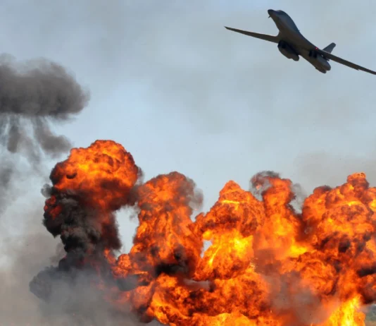 US Resumes Naval Blockade of Iranian Ports, Launches Fresh Strikes Over Strait of Hormuz