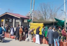 Jammu Kashmir LPG Consumers Rise to 35.64 Lakh, Ladakh Crosses One Lakh: Centre