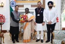 NC MPs Meet President, Seek Early Restoration of Jammu Kashmir Statehood
