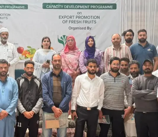 APEDA Holds Export Training Programme for Kashmir Fruit Growers