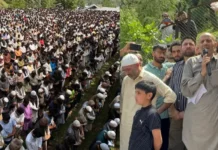 Thousands Attend Funeral of Engineer Rashid’s Father in Handwara