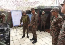 Army GOC Reviews Operational Readiness Along LoC in Rajouri-Poonch Sector