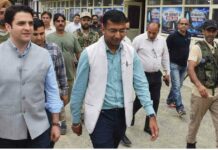 Divisional Commissioner Kashmir Inspects SANJY Arrangements at Nowgam, Pantha Chowk