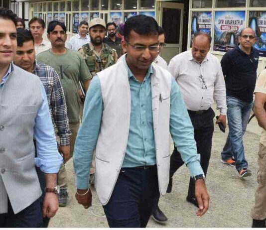 Div Com Kashmir Reviews Amarnath Yatra Arrangements at Nowgam, Pantha Chowk Divisional Commissioner Kashmir Inspects SANJY Arrangements at Nowgam, Pantha Chowk