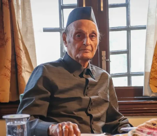Kashmir: The Royal Witness