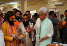 Amarnath Yatra: LG Sinha reviews arrangements for pilgrims at Bhagwati Nagar Yatri Niwas Lieutenant Governor Manoj Sinha reviews arrangements for pilgrims at Bhagwati Nagar Yatri Niwas
