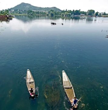Nigeen Lake: An Introduction