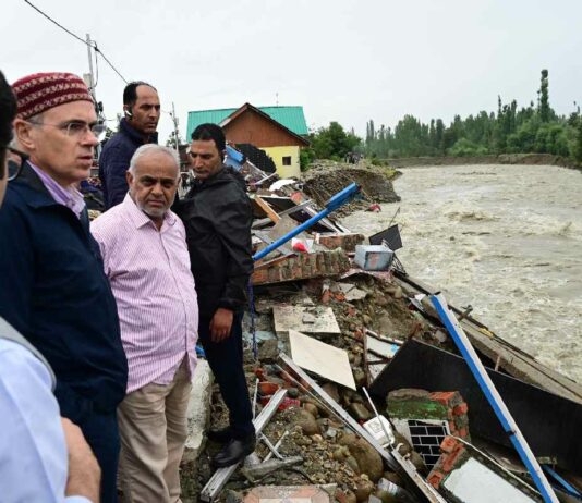 Omar Visits Flood-Hit Beerwah, Assures Relief to Affected Traders, Orders Safety Audit