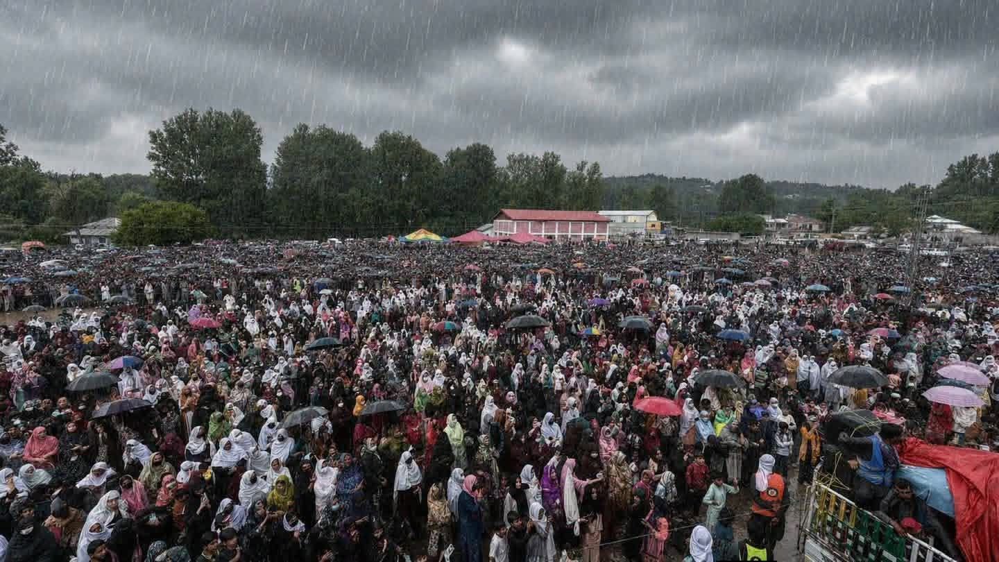 Rawlakot crowds defy incelement weather and protest on July 16, 2026