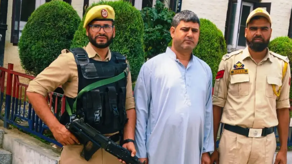 Alleged Anantnag Fraus arrested by Jammu and Kashmir Police