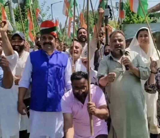 Suspended BJP Members Level Rs 8.25 Lakh Corruption Allegations Against Leadership BJP leaders in Anantnag