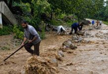 Flash Floods Hit Shopian Villages, Homes Inundated; SDRF Deploys Rescue Teams