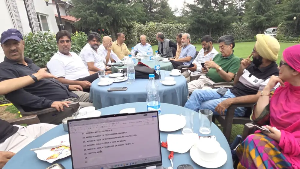 Kashmir artisans in a meeting to discuss the DD-AIR work systems that skip their roles.