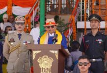 Ladakh Celebrates 80th I-Day; Saxena Bats For Development With Environmental Protection