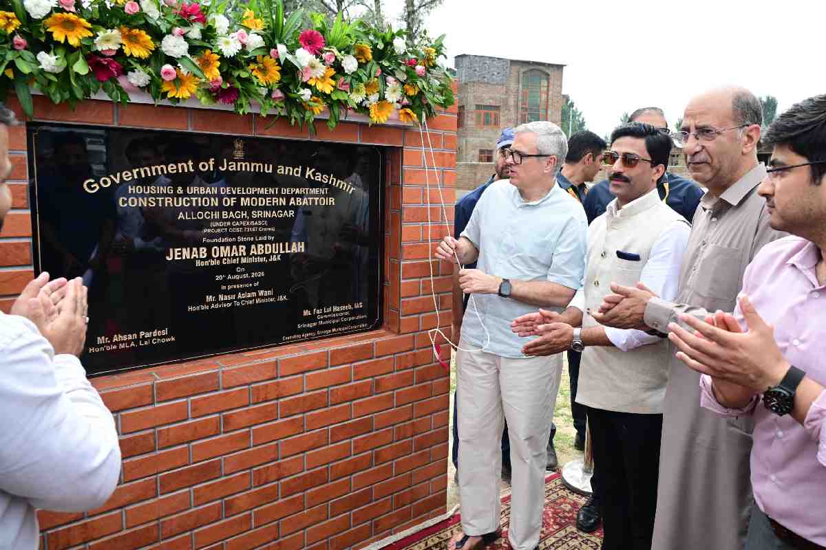 CM Omar Abdullah laying the foundation stone for the Rs 25.87-crore modern mechanised abattoir at Allochi Bagh in Srinagar on August 20, 2026