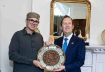 US Envoy Signals Review Of Travel Advisory For Jammu Kashmir After Meeting Omar Abdullah US Ambassador Sergio Gor With Omar Abdullah