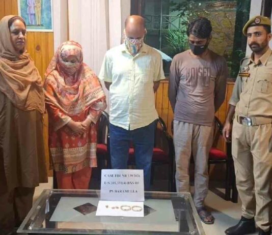 Three Held In Baramulla Theft Case, Stolen Gold Recovered Three Held In Baramulla Theft Case, Stolen Gold Recovered